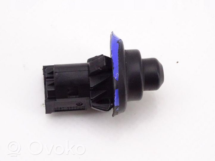 Iveco Daily 3rd gen Sensore portiera anteriore 7700831090