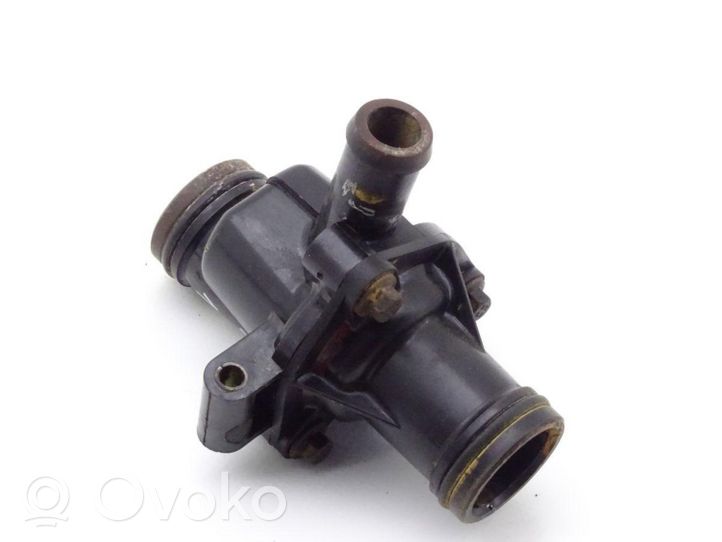 Land Rover Freelander Boîtier de thermostat FREELANDER_I_96-06_1.8_16