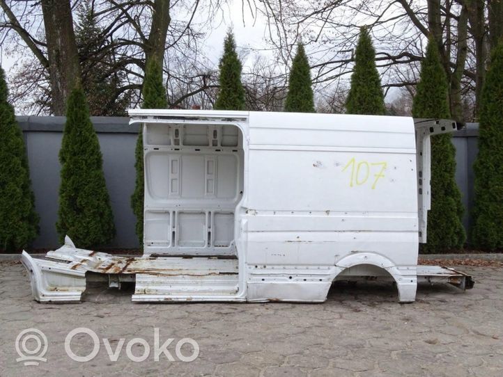 Volkswagen Crafter Rivestimento paraspruzzi parafango posteriore VW_CRAFTER_I_06-16_NADKOL