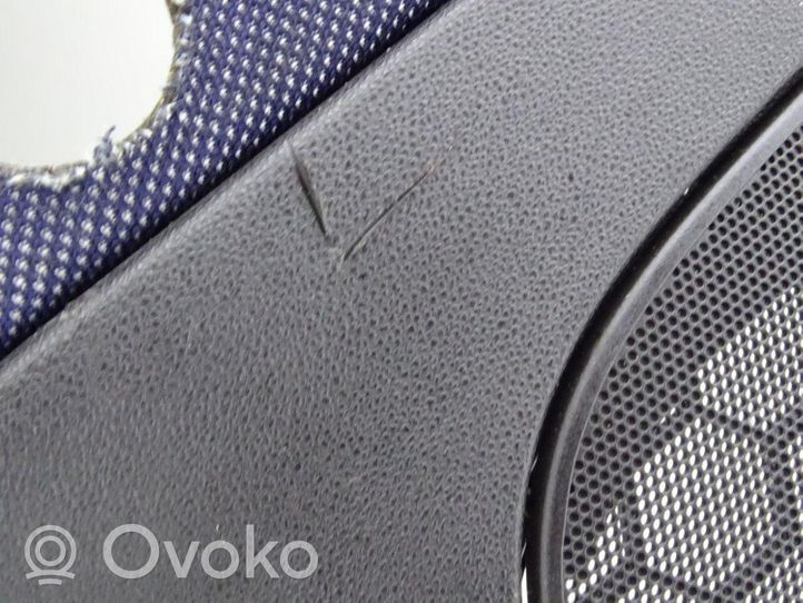 Fiat Grande Punto Takaoven verhoilu 