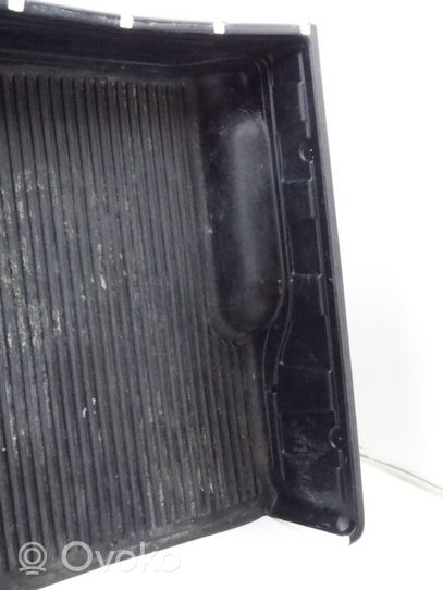 Ford Ranger Centre console side trim front FORD_RANGER_III_BT-50_06-