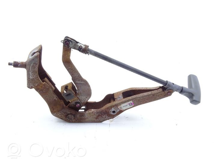 Ford Ranger Rankinio mechanizmas (salone) RANGER_III_MAZDA_BT-50_06