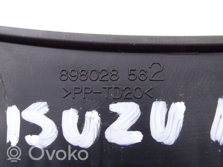 Isuzu N Series Kojelaudan sivutuuletussuuttimen kehys 898028562