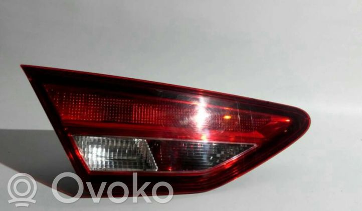 90042872 Seat Leon (5F) Feux arrière sur hayon, 55.35 € | OVOKO