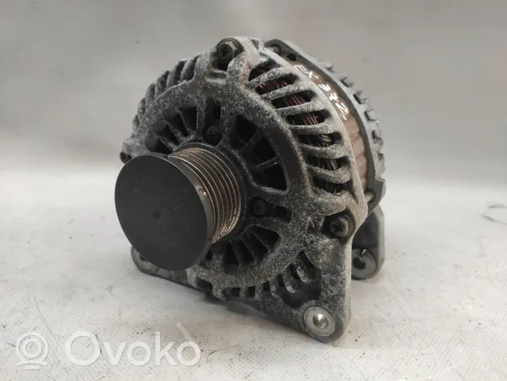 Nissan Qashqai+2 Generatore/alternatore 