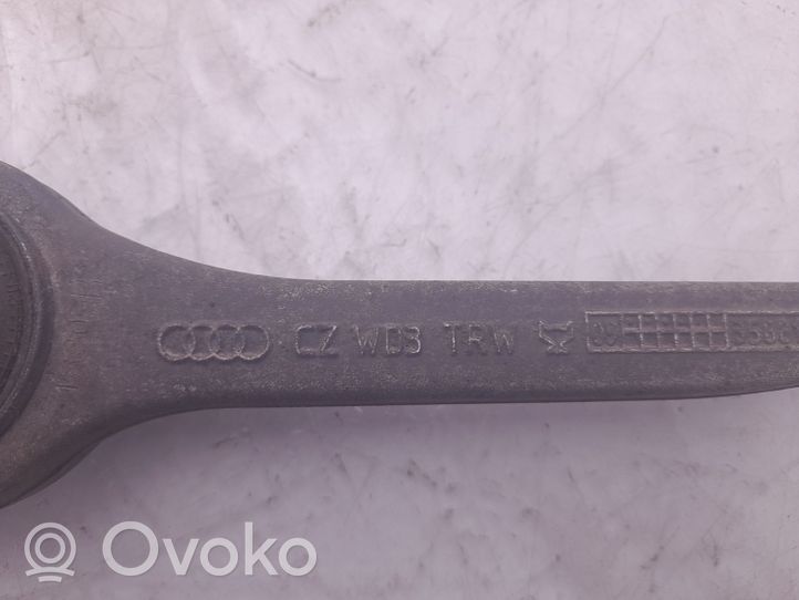 Audi Q5 SQ5 Taka-ylätukivarren haarukkavipu 