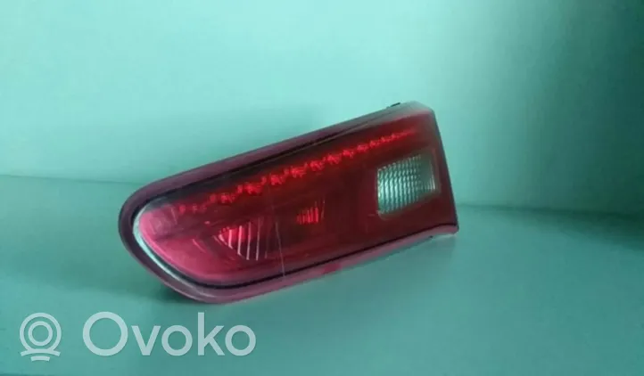 Alfa Romeo Giulietta Lampy tylnej klapy bagażnika 