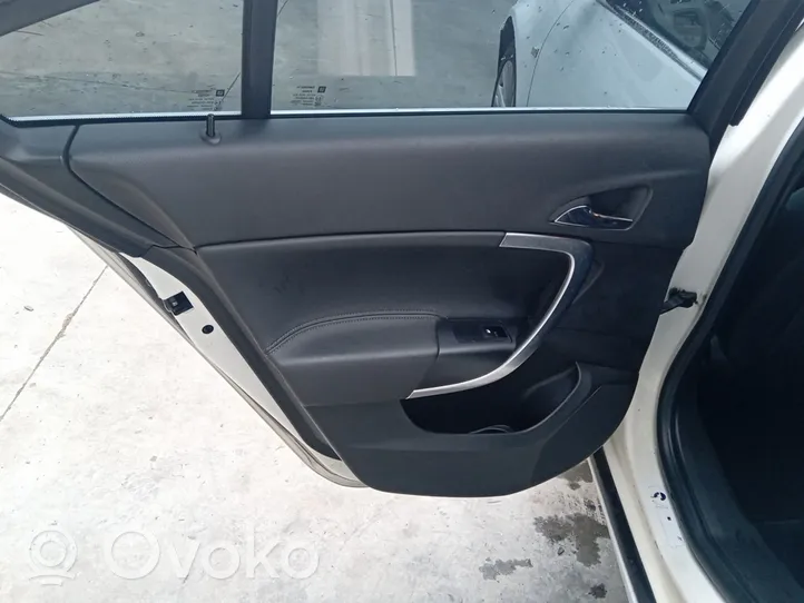 Opel Insignia A Rivestimento del pannello della portiera posteriore 