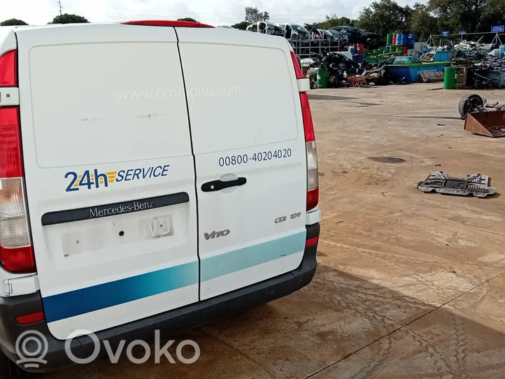 Mercedes-Benz Vito Viano W639 Porte arrière 