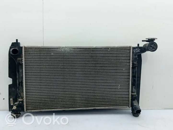 Toyota Avensis Verso Radiateur de refroidissement 