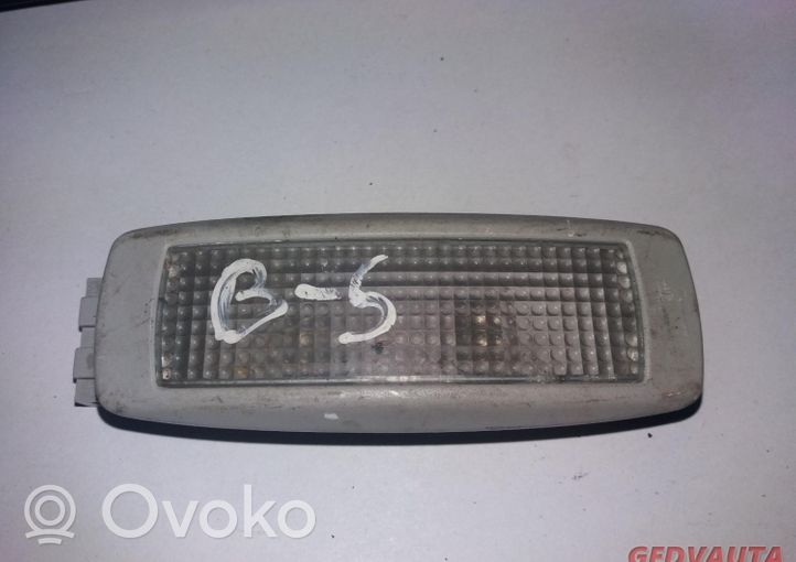 Audi A4 S4 B5 8D Éclairage lumière plafonnier arrière 