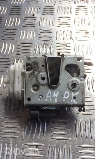 Audi A4 S4 B5 8D Zamek drzwi przednich 