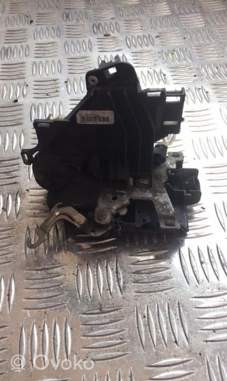 Volkswagen Caddy Rear door lock 