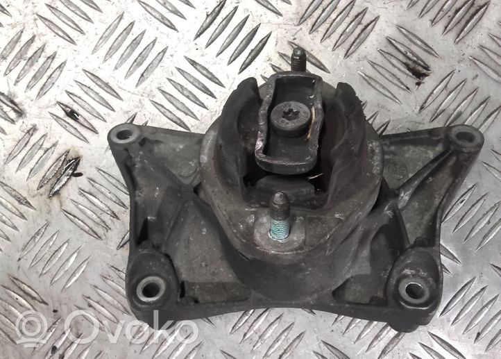 Audi A4 S4 B7 8E 8H Supporto della scatola del cambio 