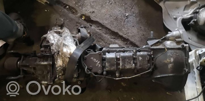 Mitsubishi Pajero Sport I Manual 5 speed gearbox 