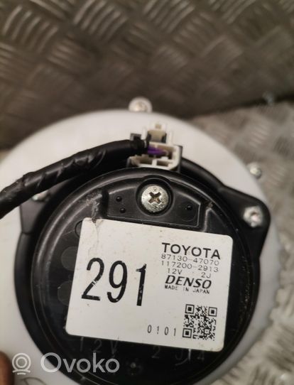 Toyota Prius (XW20) Hybridi-/sähköajoneuvon akun puhallin 