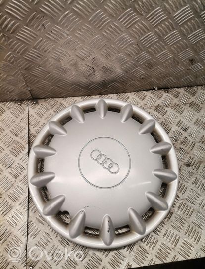 Audi A3 S3 8L R15 wheel hub/cap/trim 