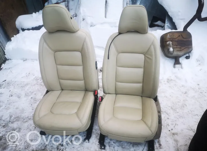 Volvo S80 Salona daļu komplekts 