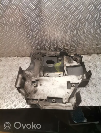 Mitsubishi Pajero Couvercle cache moteur 