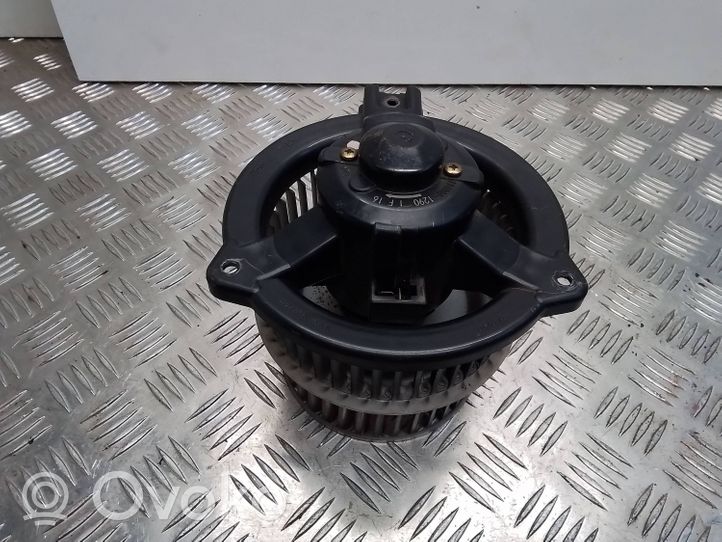 Toyota Yaris Verso Ventola riscaldamento/ventilatore abitacolo 