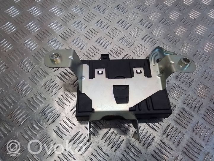 Mazda 2 Module confort DF7667560E