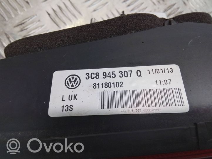 Volkswagen PASSAT CC Lampy tylnej klapy bagażnika 3C8945307Q