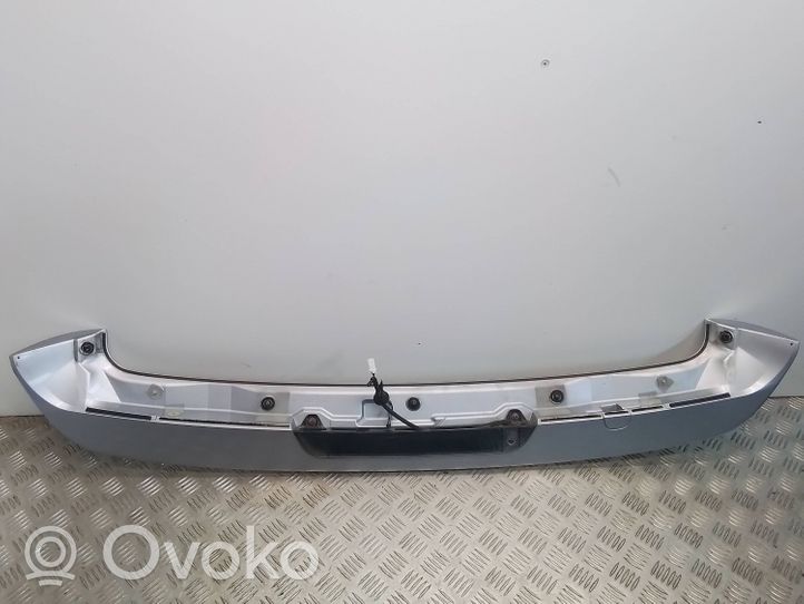 Mitsubishi Grandis Spoileris galinio dangčio 