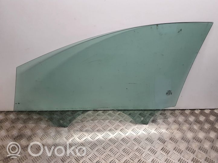 Ford Focus Vitre de fenêtre porte avant (4 portes) 43R000929