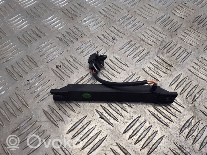 Hyundai i40 Antenos stiprintuvas 954203Z000