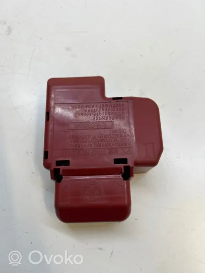 Toyota RAV 4 (XA40) Cableado positivo 8282153090