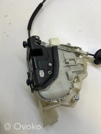 Audi A5 8T 8F Serrure de porte avant 8J2837016E