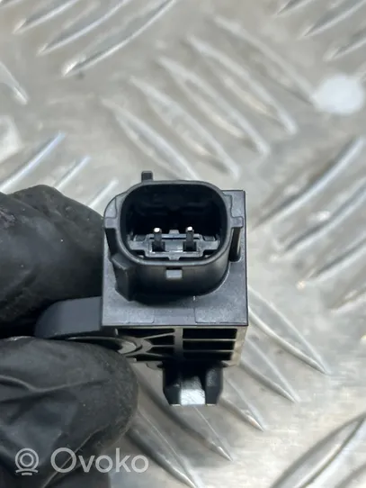 Nissan Qashqai Gaisa spilvenu trieciensensors 988303RA0A