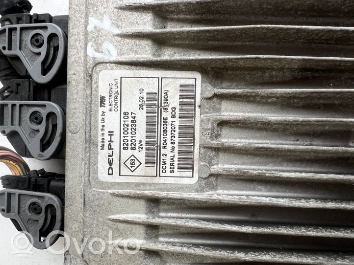 Dacia Logan Pick-Up Komputer / Sterownik ECU i komplet kluczy 8201002106--