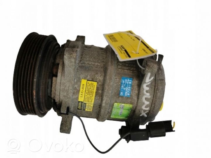 Volvo S40, V40 Ilmastointilaitteen kompressorin pumppu (A/C) 30612618-