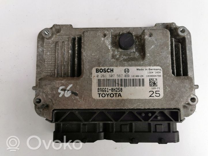 Toyota Aygo AB10 Moottorinohjausyksikön sarja ja lukkosarja 89661-0H250--