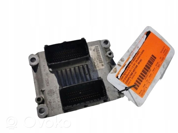 Opel Agila A Komputer / Sterownik ECU i komplet kluczy 0261206075