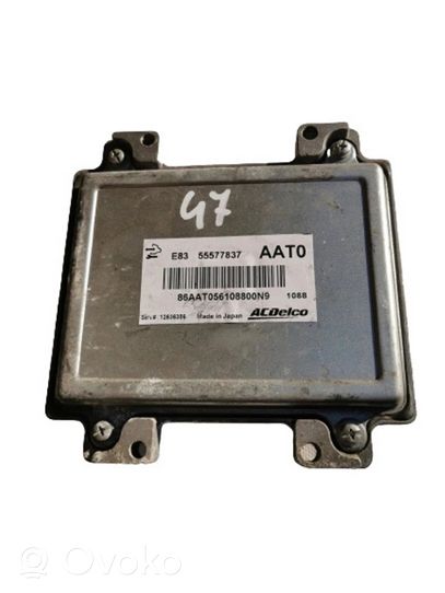 Opel Corsa A Juego de cerradura y set ECU del motor 55577837