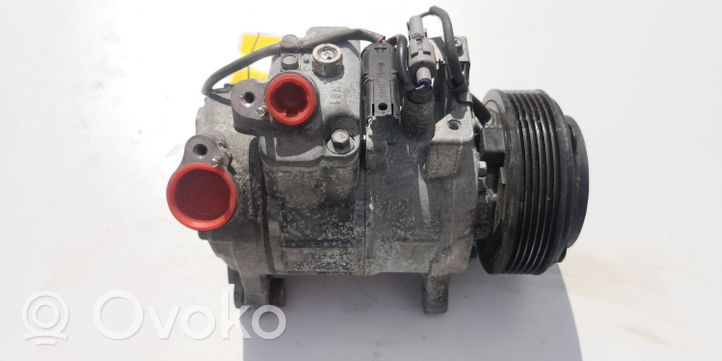 BMW 3 E21 Ilmastointilaitteen kompressorin pumppu (A/C) 