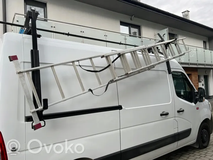 Renault Master III Kita bagažinės apdailos detalė 