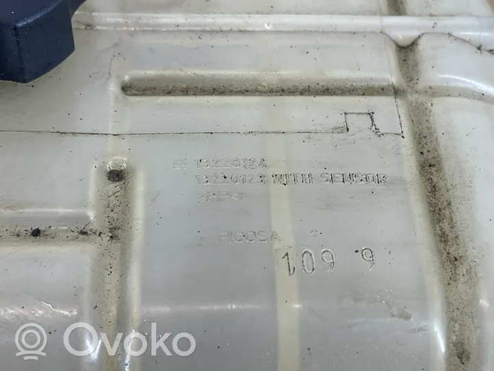 Opel Insignia A Coolant expansion tank/reservoir 13220124