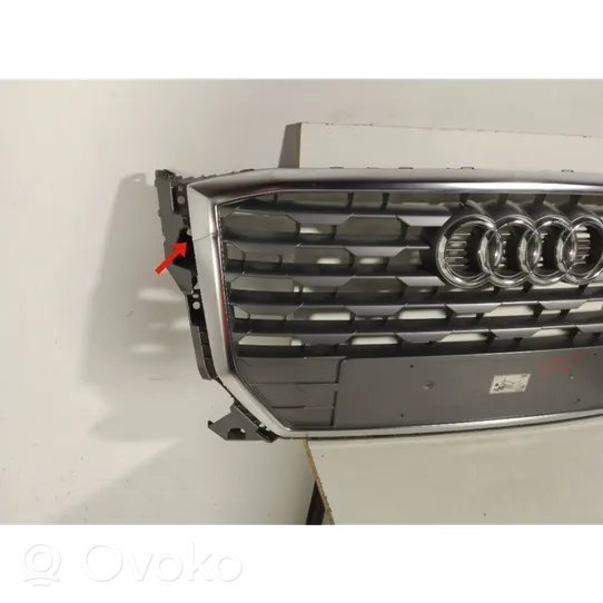 Audi Q2 - Maskownica / Grill / Atrapa górna chłodnicy 81A853651