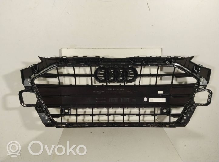 Audi A4 S4 B9 8W Grotelės viršutinės 8W0853651DB