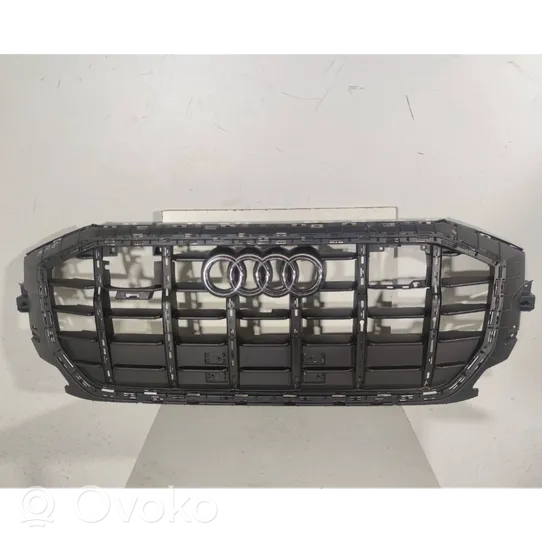 Audi Q8 Griglia superiore del radiatore paraurti anteriore 4M8853651AT