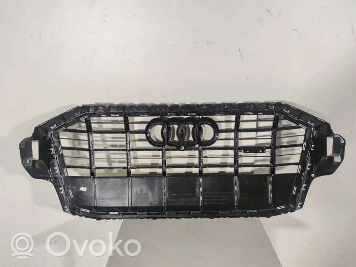 Audi Q7 4M Etusäleikkö 4M0853651AF