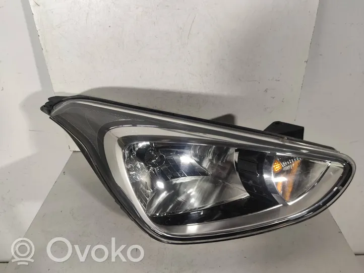 Hyundai i10 Headlight/headlamp 92102B9000