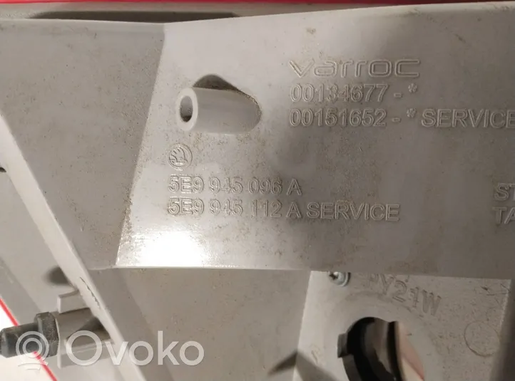 Skoda Octavia Mk3 (5E) Lampa tylna 5E9945096A
