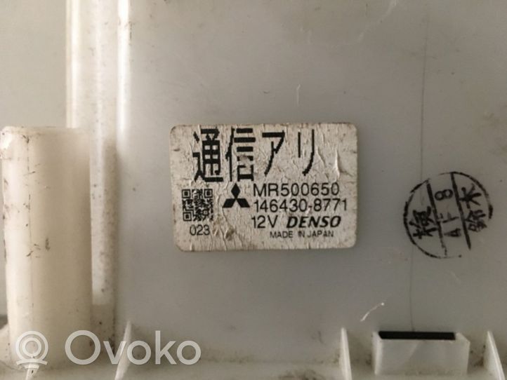 Mitsubishi Pajero Panel klimatyzacji MR500650