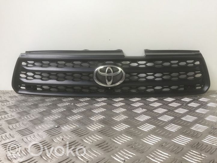 Toyota RAV 4 (XA20) Griglia superiore del radiatore paraurti anteriore 5311112070