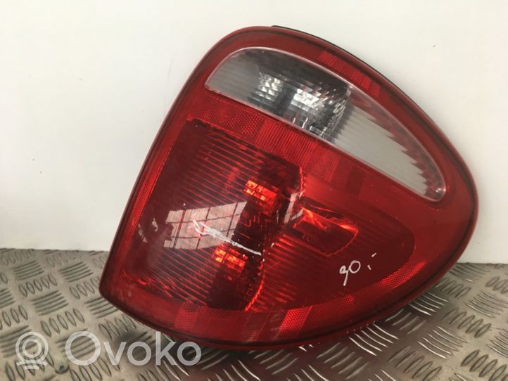 Dodge Caravan Lampa tylna 4857600