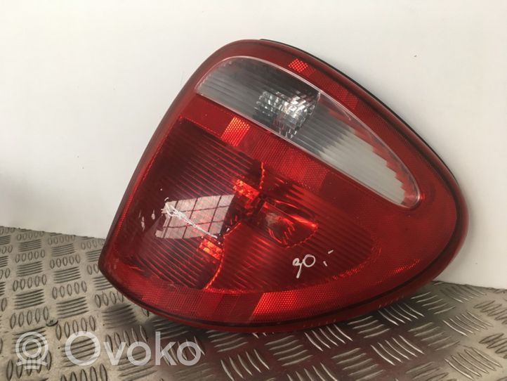 Dodge Caravan Lampa tylna 4857600